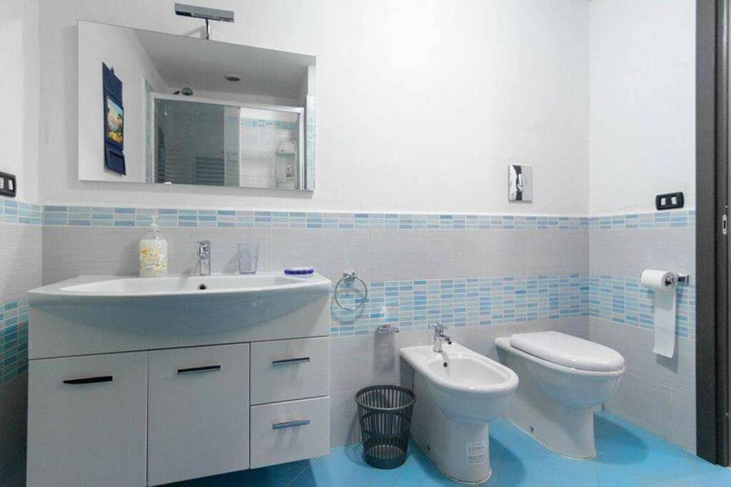 Casa Mia Al Centro - Apartment In Napoli